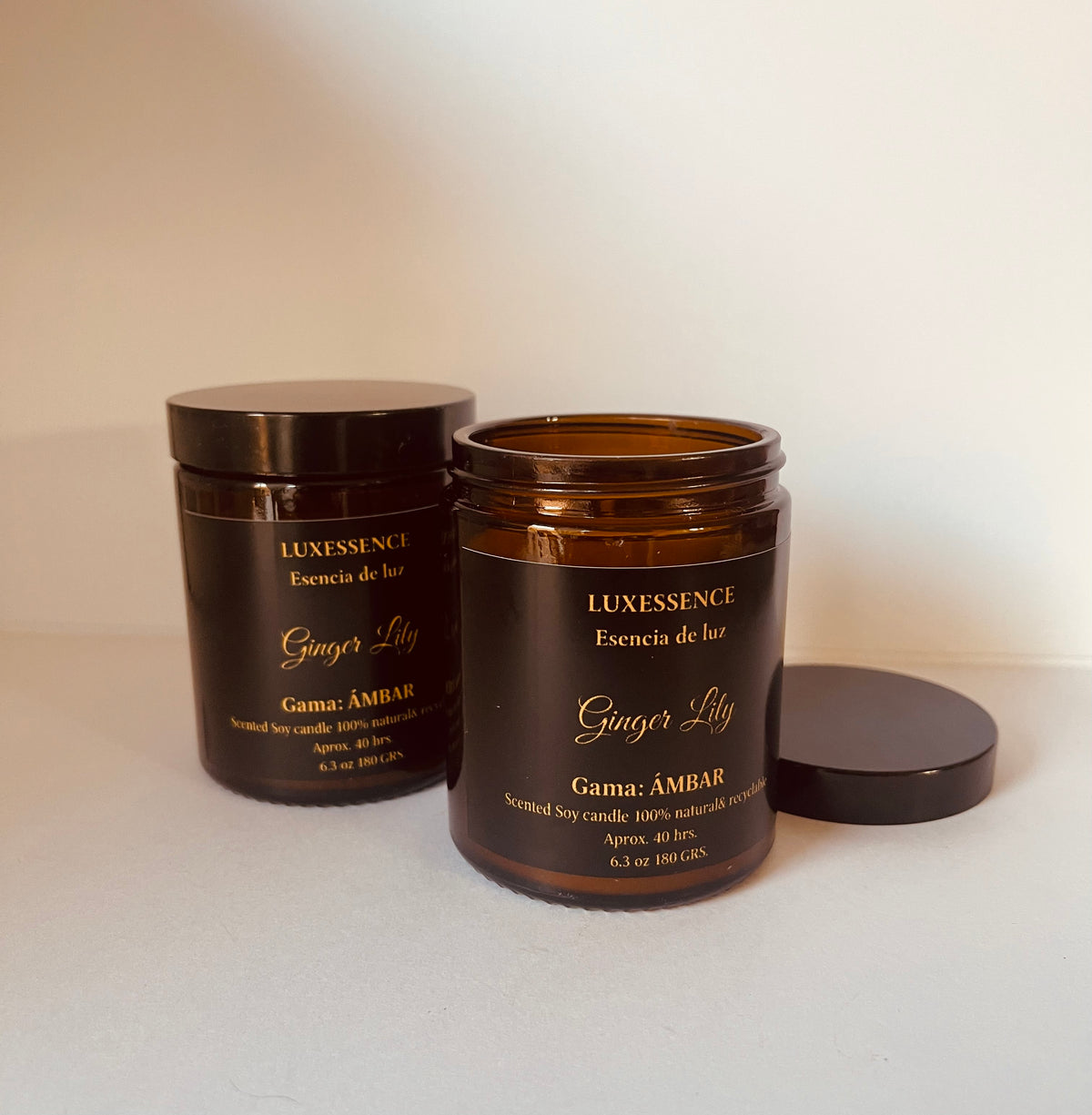 Ginger Lily · Vela artesanal de soja · Lirio & Jengibre